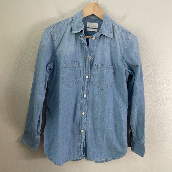 J Crew Womens 2 Classic Light Denim Button Up Shirt Cotton Long Sleeve Top - Picture 1 of 6